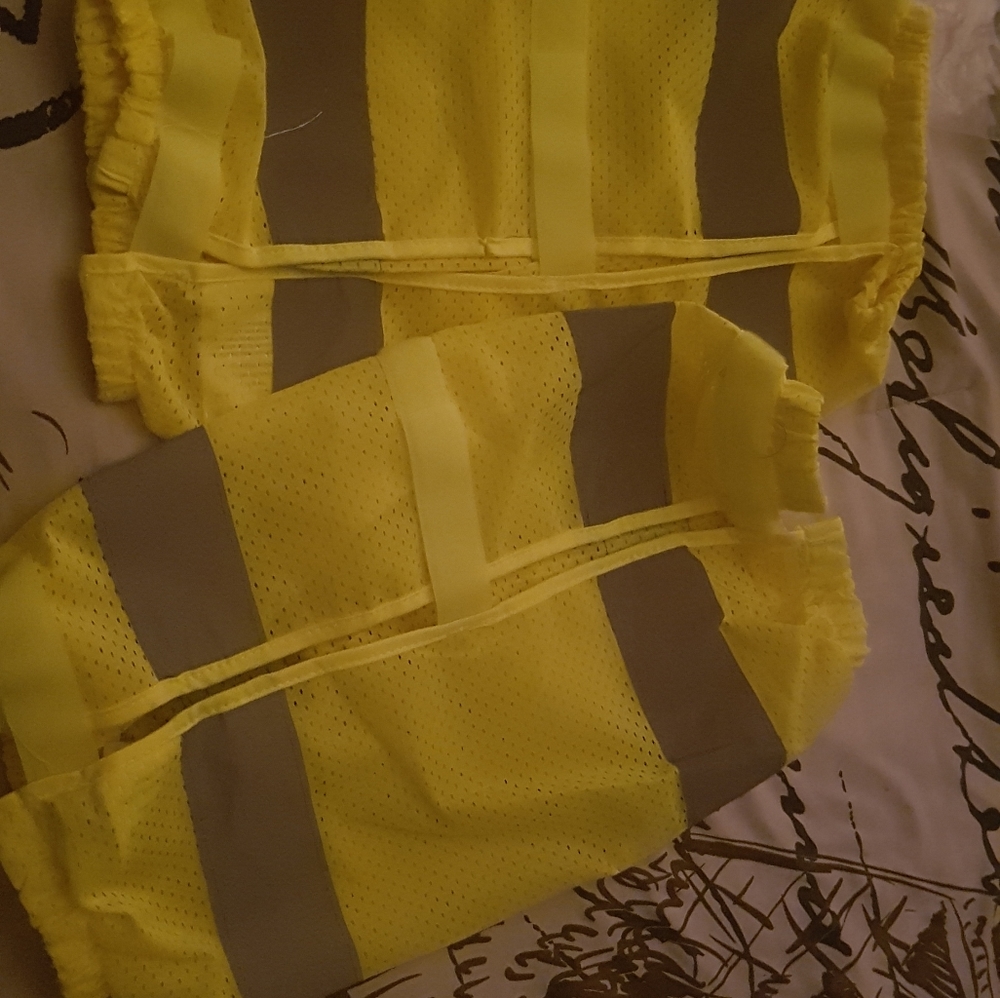 Reflective leg gators